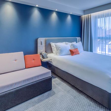 Holiday Inn Express - Fleet By Ihg Exteriér fotografie