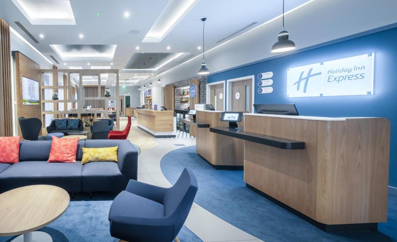 Holiday Inn Express - Fleet By Ihg Exteriér fotografie