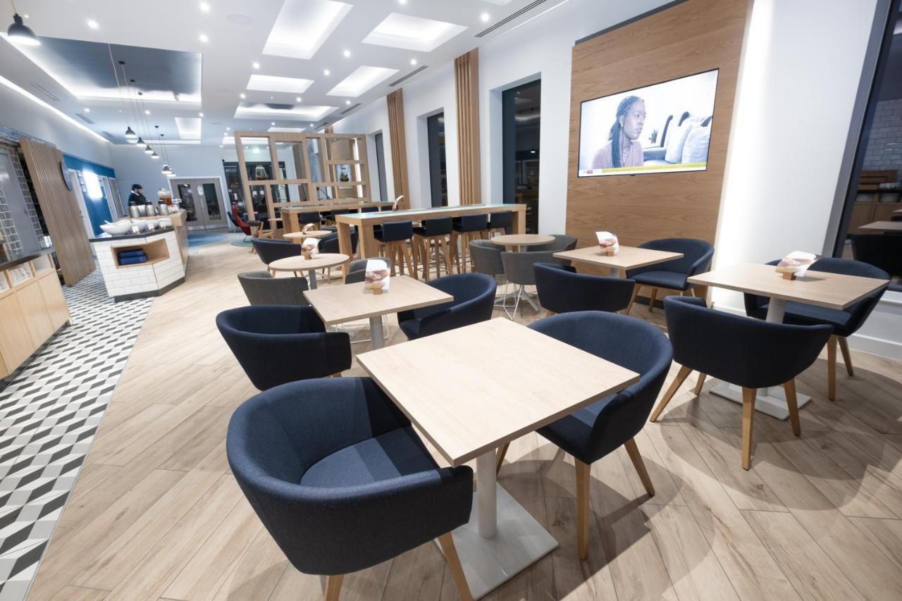 Holiday Inn Express - Fleet By Ihg Exteriér fotografie