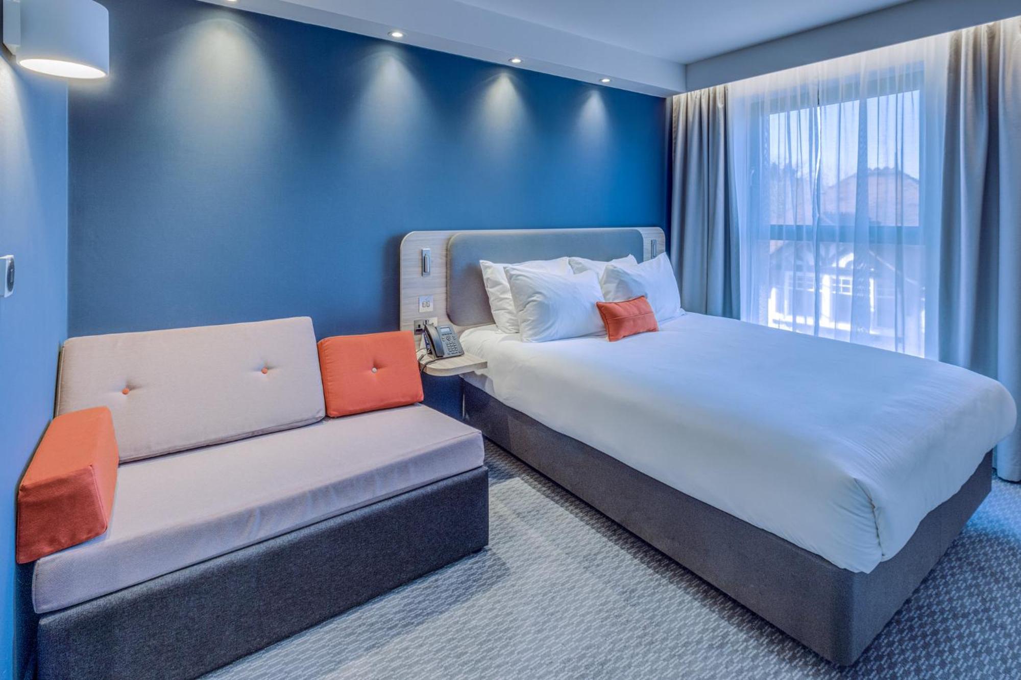 Holiday Inn Express - Fleet By Ihg Exteriér fotografie